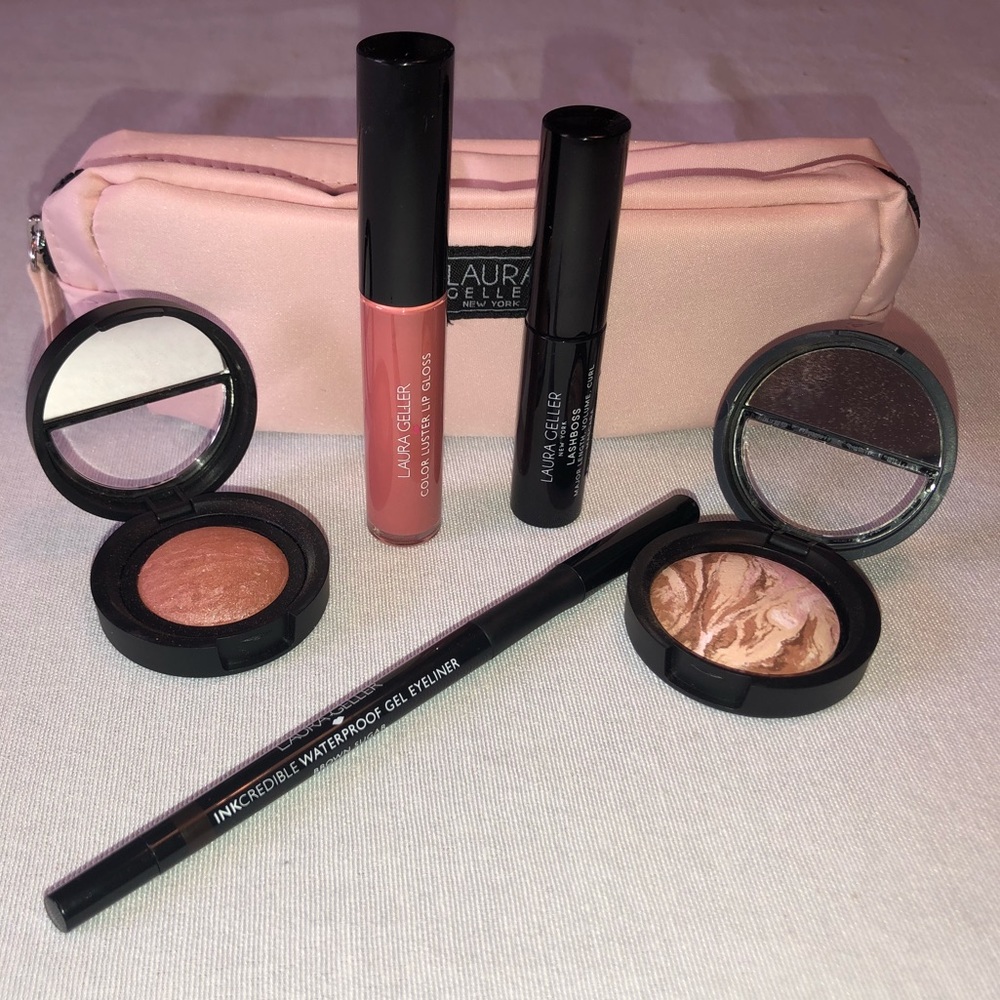 Laura Geller makeup bundle perfect for Christmas!